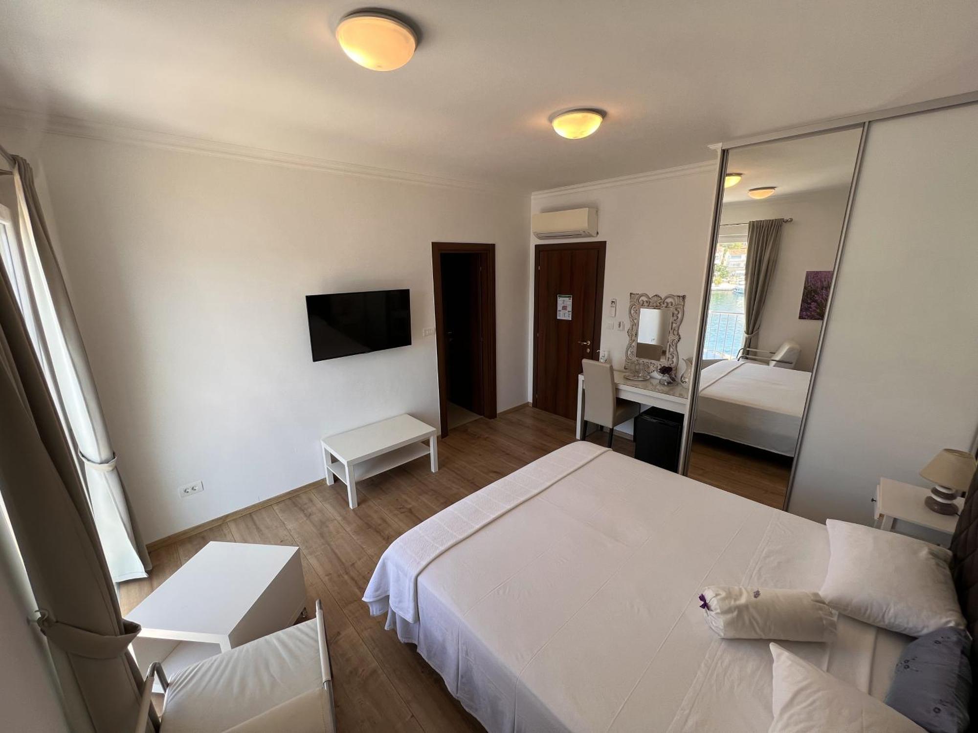Stone House Buljanovic Appartement Sali Buitenkant foto