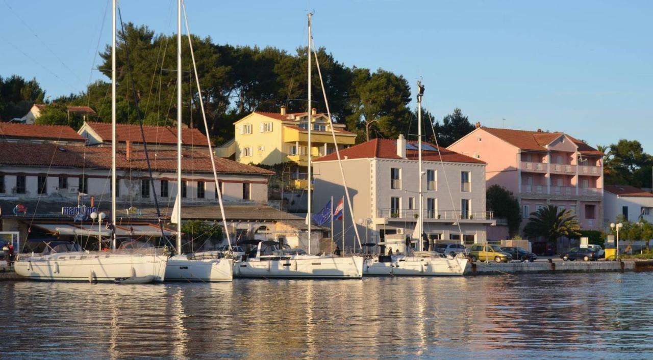 Stone House Buljanovic Appartement Sali Buitenkant foto